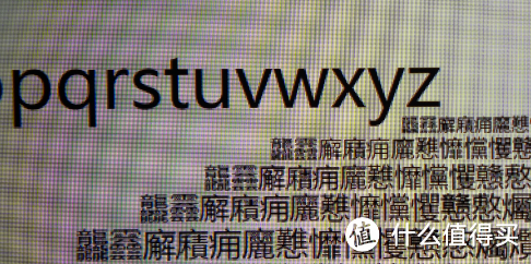 但是平时阅读没问题，我觉得这货当4k显示器用的最大痛点是在延迟上