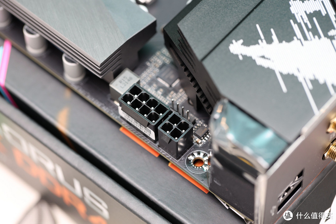 真香!视频剪辑主机技嘉小雕B660M AORUS ELITE AX+12900K