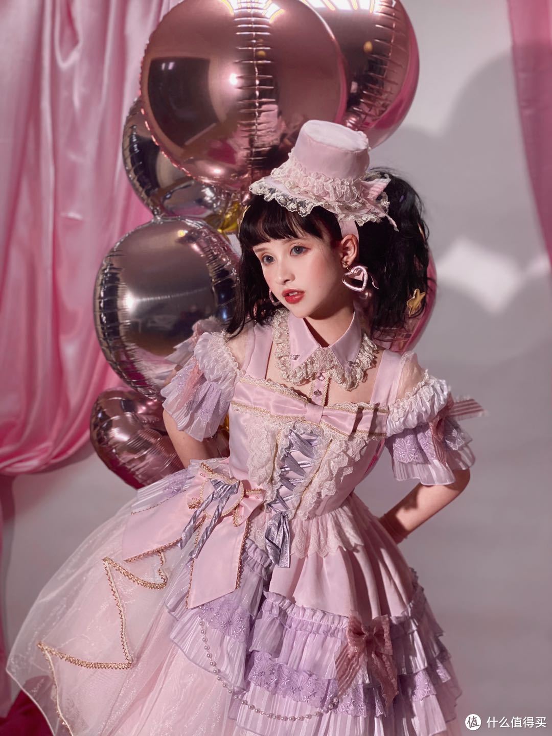 来扒一扒idol们穿的那些花里胡哨的服饰究竟是什么?