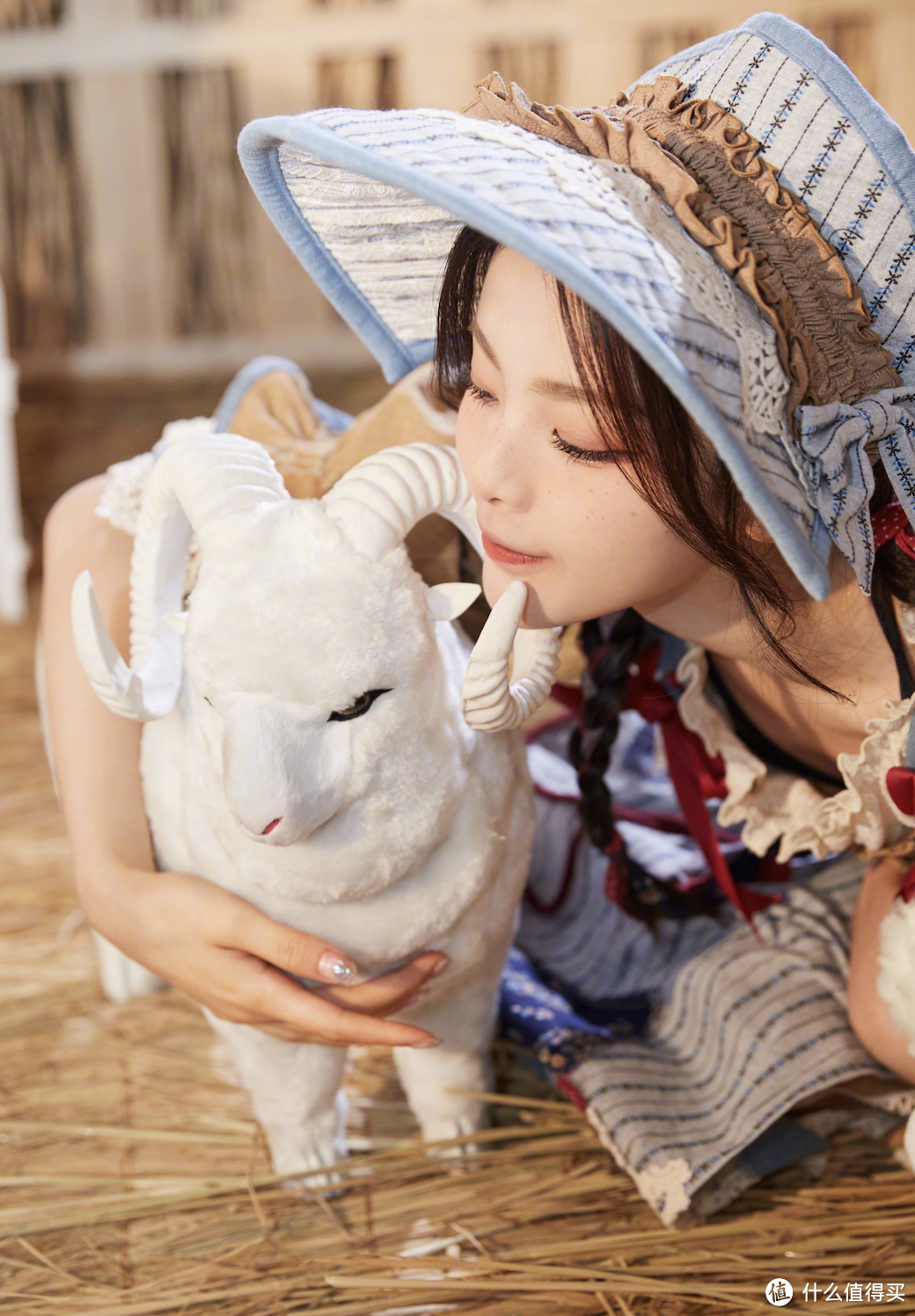 来扒一扒idol们穿的那些花里胡哨的服饰究竟是什么?