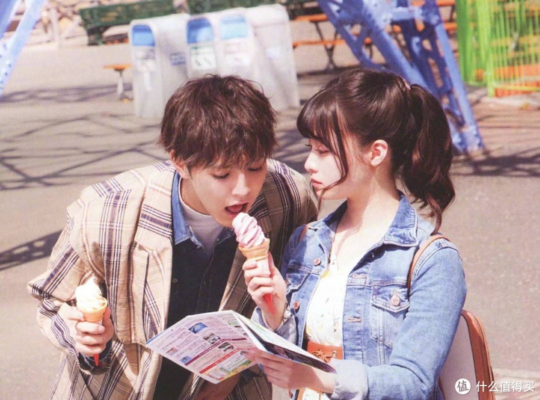 来扒一扒idol们穿的那些花里胡哨的服饰究竟是什么?