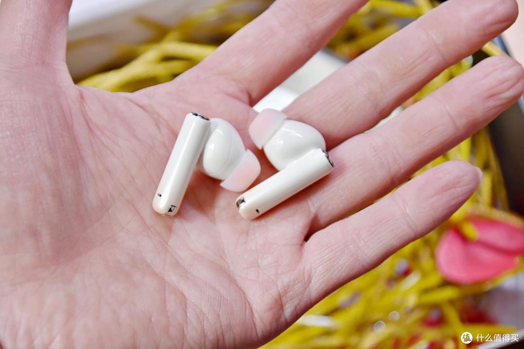 马兰虾的数字生活篇一百三十三国产耳机的创新防丢设计的耳机倍思小