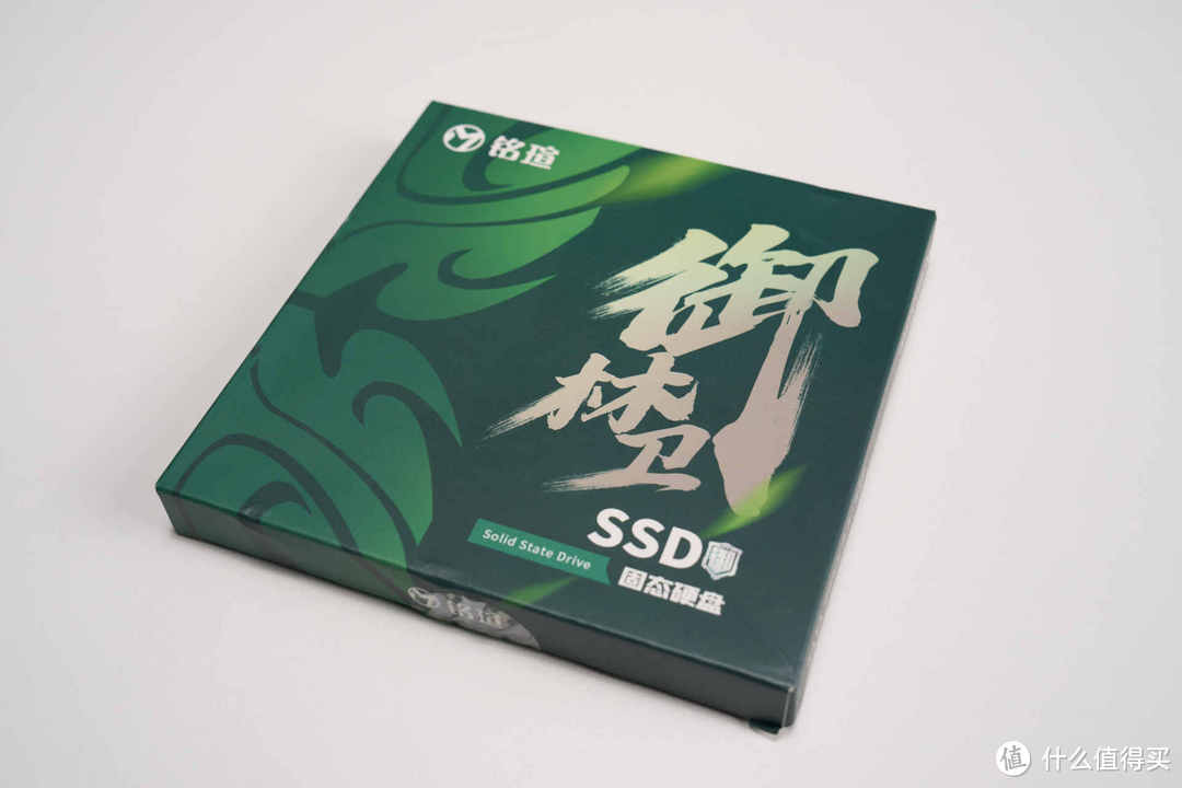 低价位的SATA固态选择 | 铭瑄御林卫512G固态硬盘