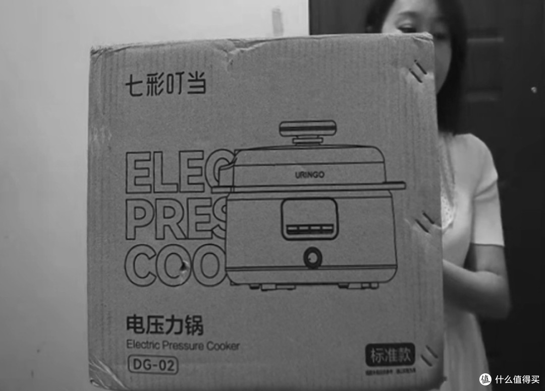 快递放家门口再不怕会丢了!聊聊我前后换过的2款智能可视门铃,独居人必看!
