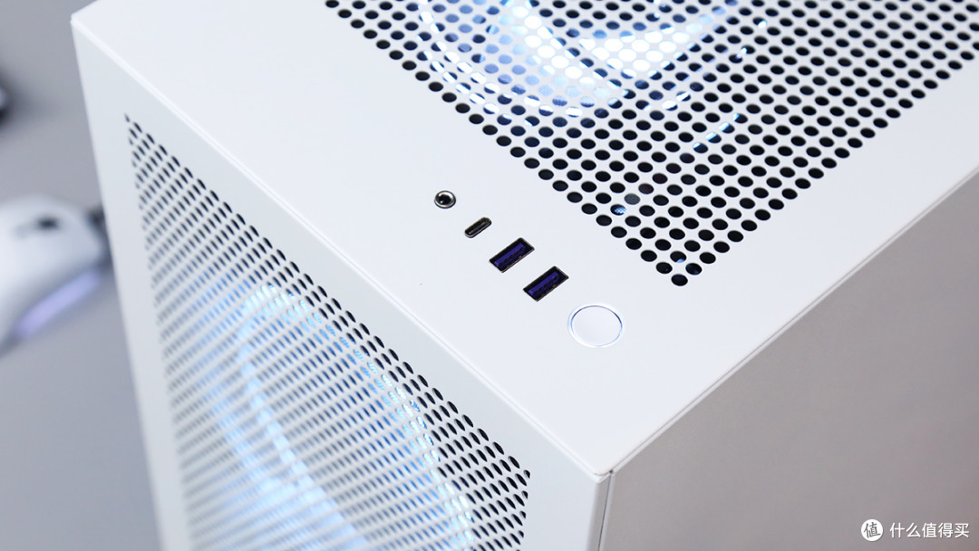 NZXT恩杰PC全家桶简评:简约设计,超高颜值