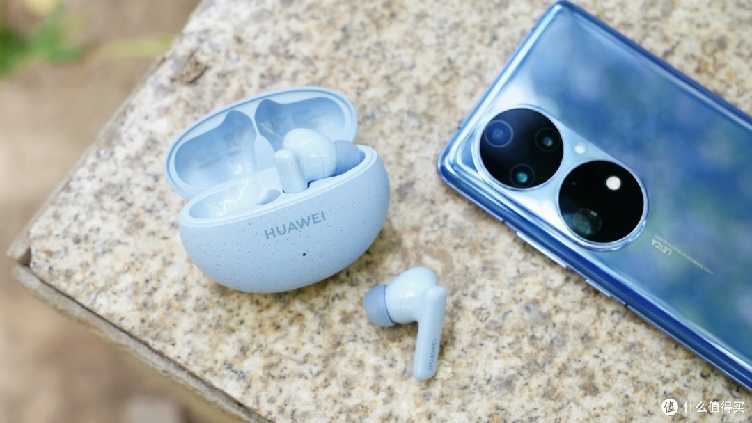 华为freebuds 5i体验小报告:五百元档唯一小金标耳机_蓝牙耳机_什么