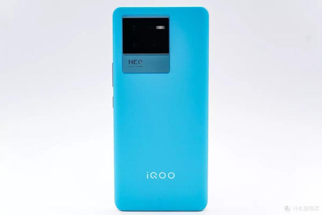 家族闪充传承,80W急速满血,iQOO Neo 6充电兼容性测试