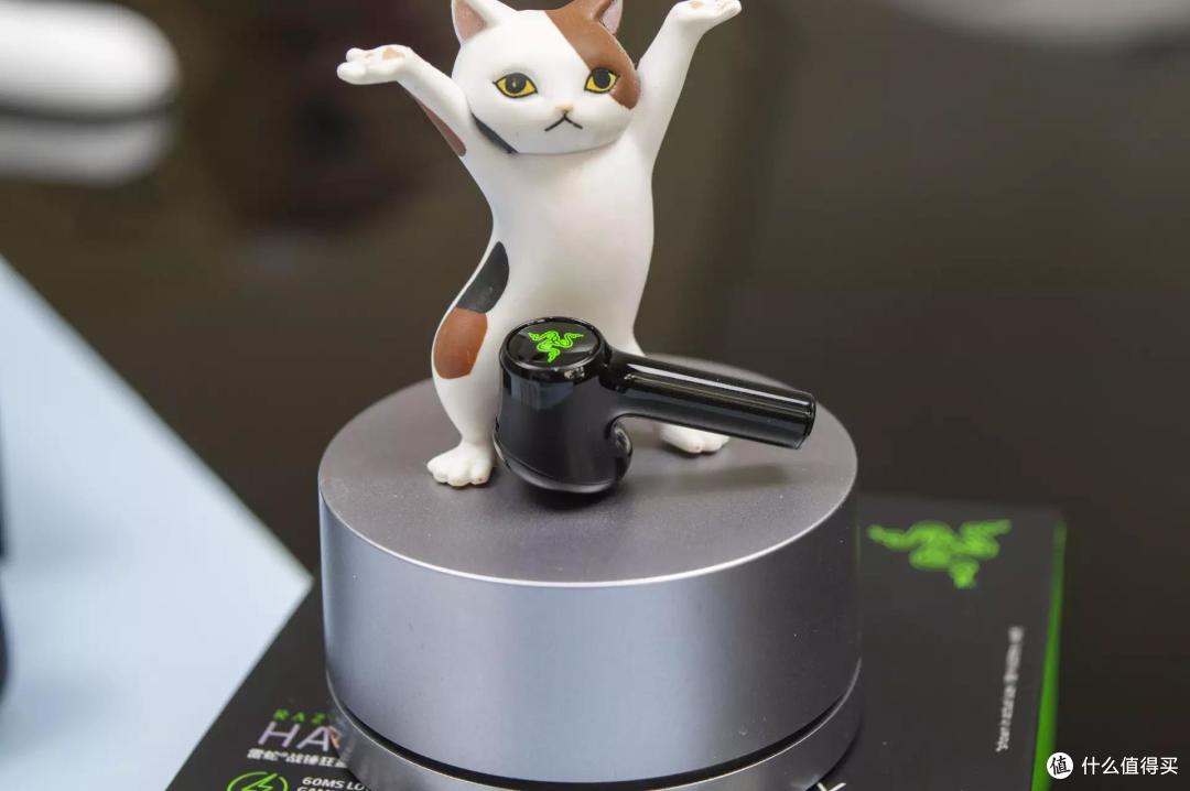售价299:雷蛇(RAZER)战锤狂鲨X真无线蓝牙耳机开箱