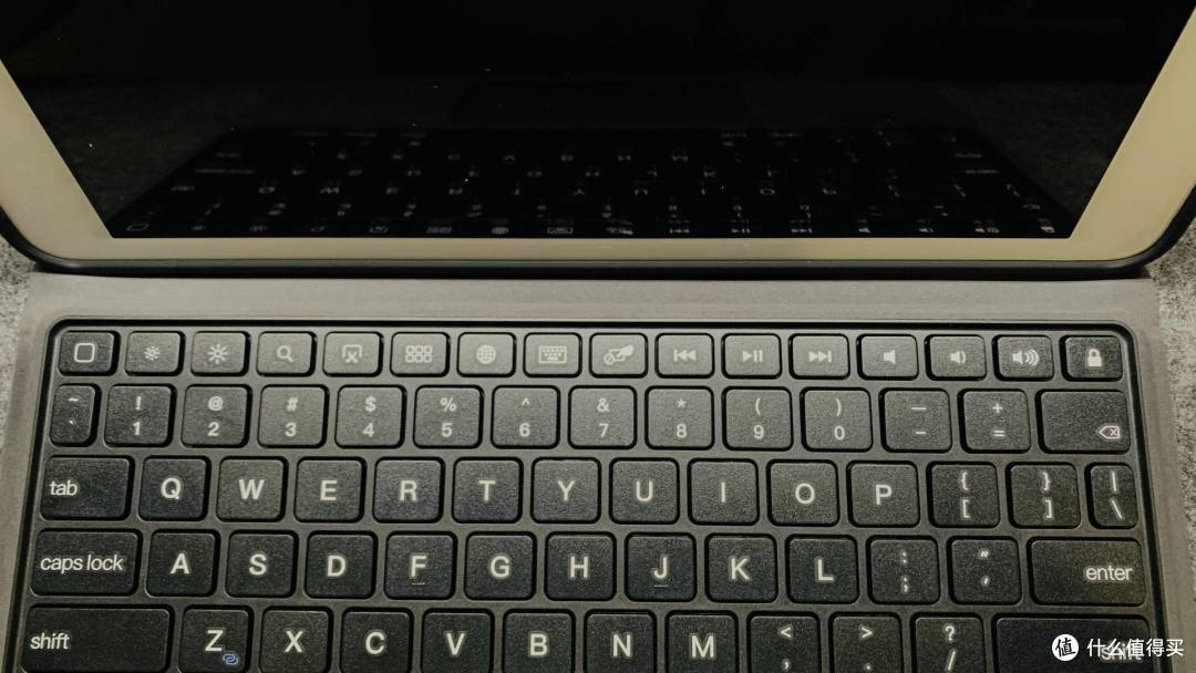 让你的i Pad秒变生产力工具—雷柏XK300无线蓝牙键盘