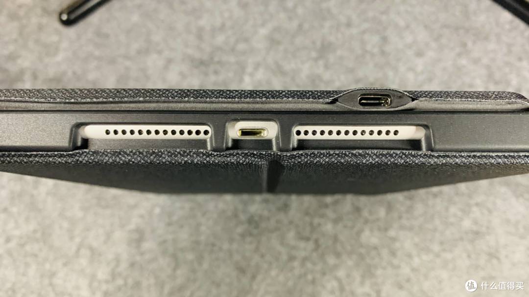 让你的i Pad秒变生产力工具—雷柏XK300无线蓝牙键盘