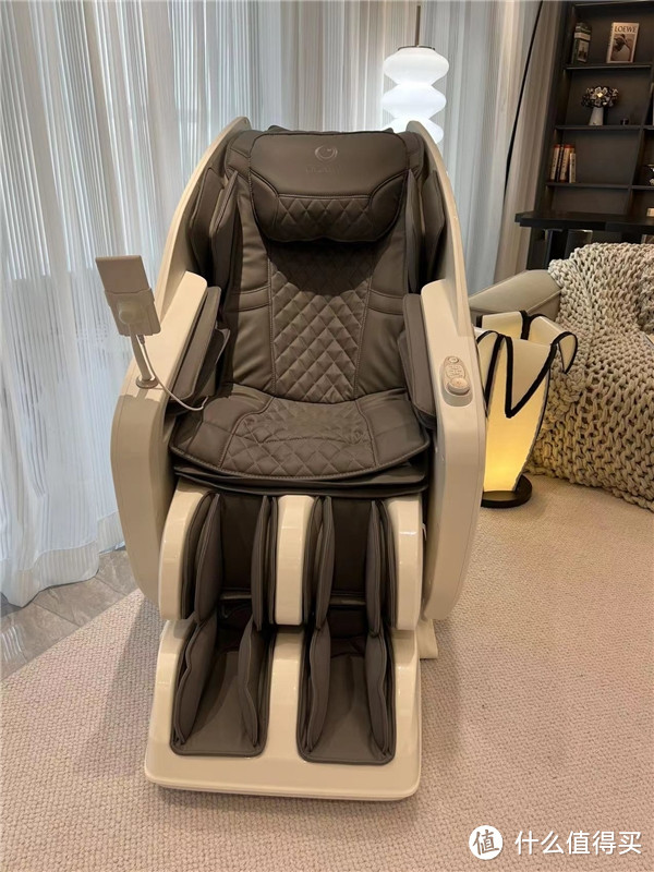 高性价比按摩椅推荐，奥佳华X9未来元气舱按摩椅舒享按摩体验