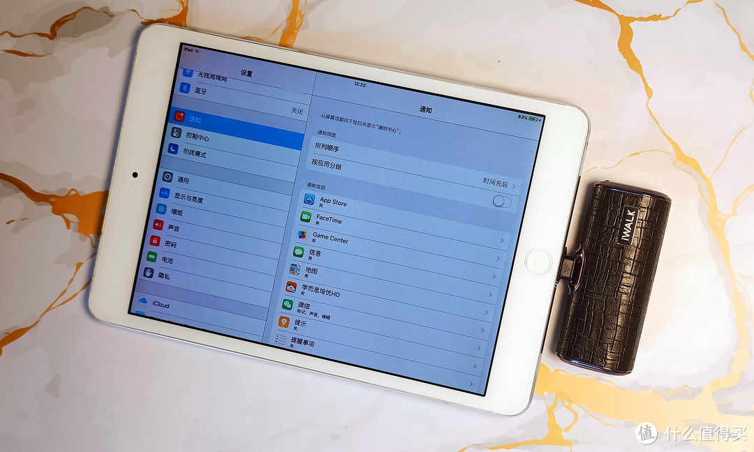 百元get轻奢品，应急充电之王，苹果专用iWALK口袋宝皮革版测评