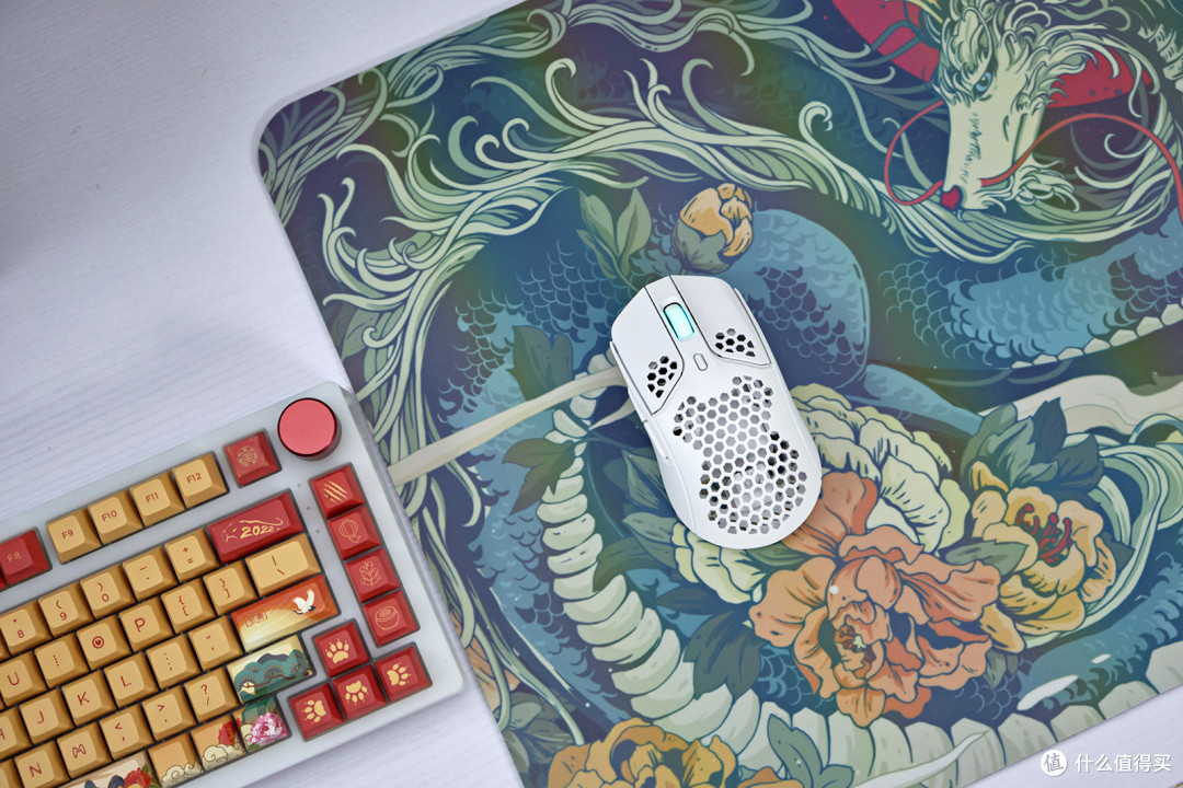 增重3克变无线,续航100小时,HyperX旋火无线游戏鼠标开箱分享