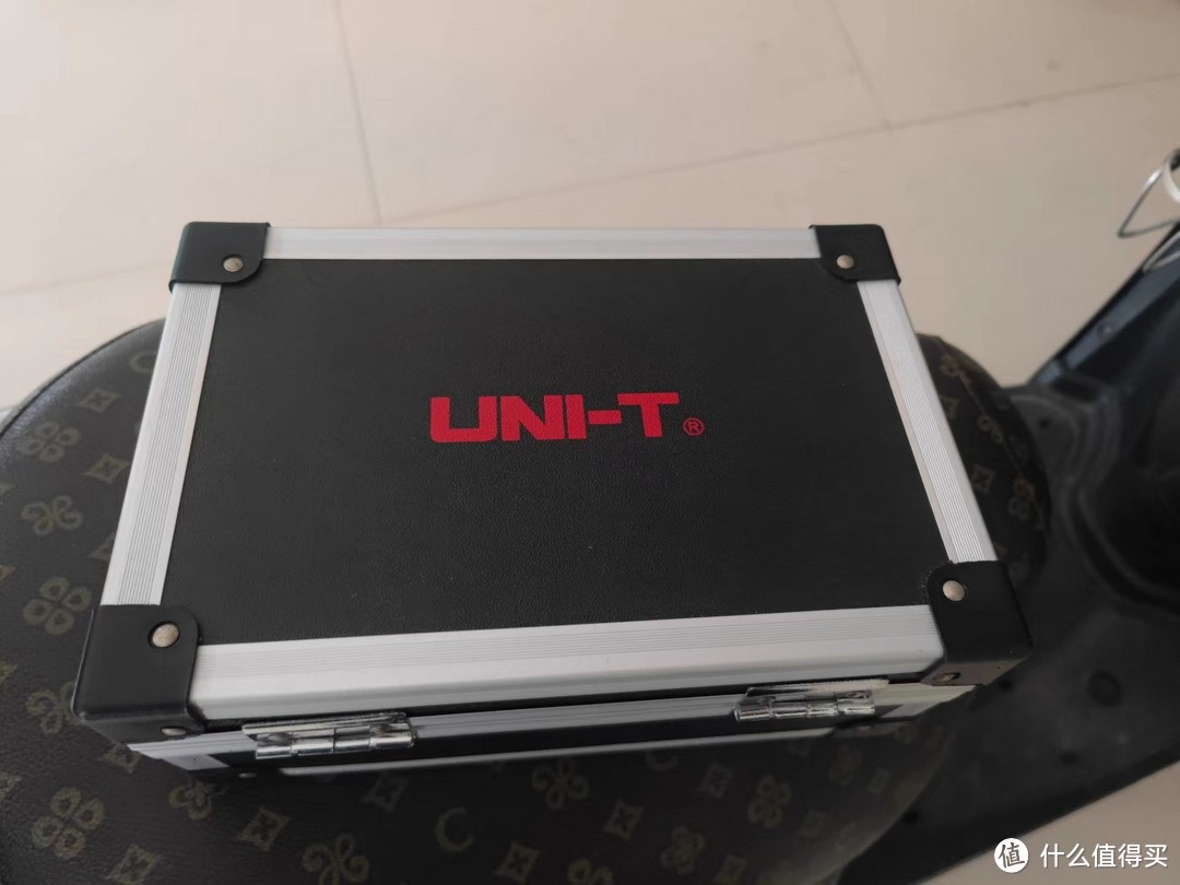 优利德（UNI-T）UT303A+测温仪 开箱