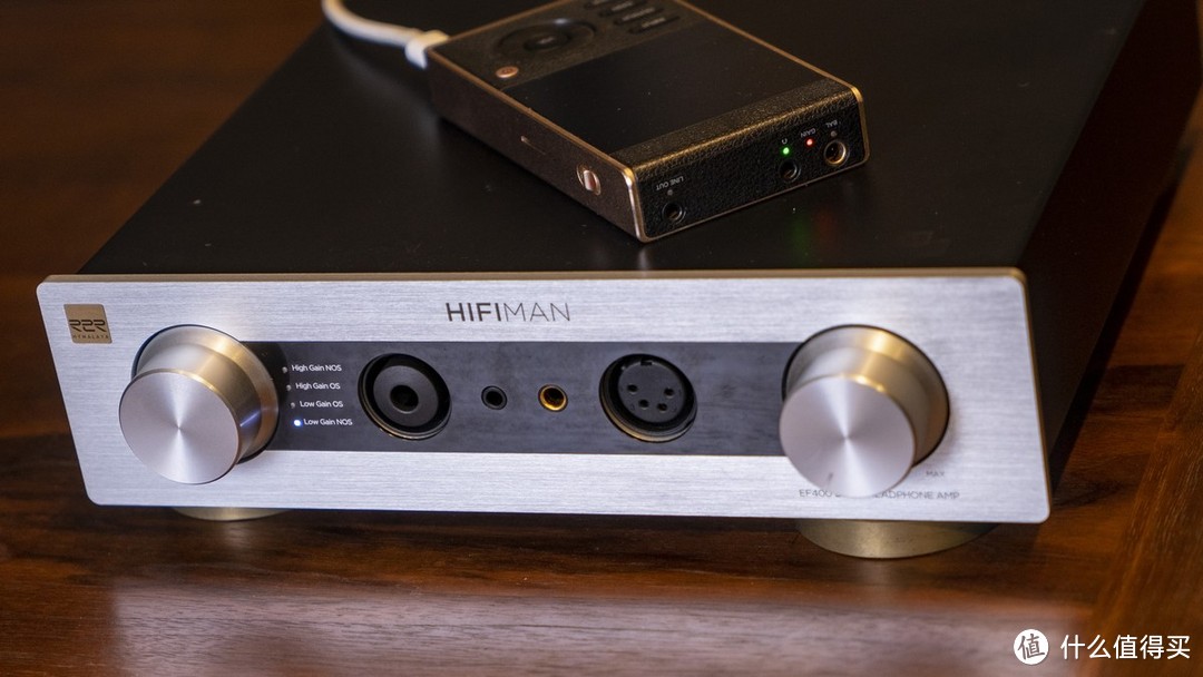 HIFIMAN EF400解码耳放一体机：R2R×桌面HiFi系统，大耳机轻松玩起来