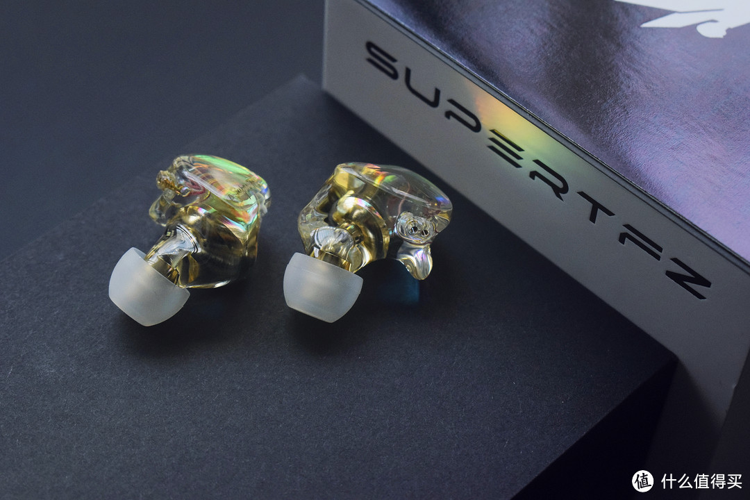 舞台HIFI耳机品牌SUPERTFZ推出的 FORCE1发烧之体验