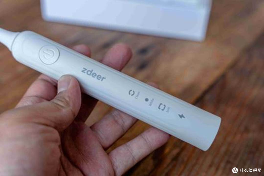 白电主义,简约为美——左点超声波电动牙刷体验