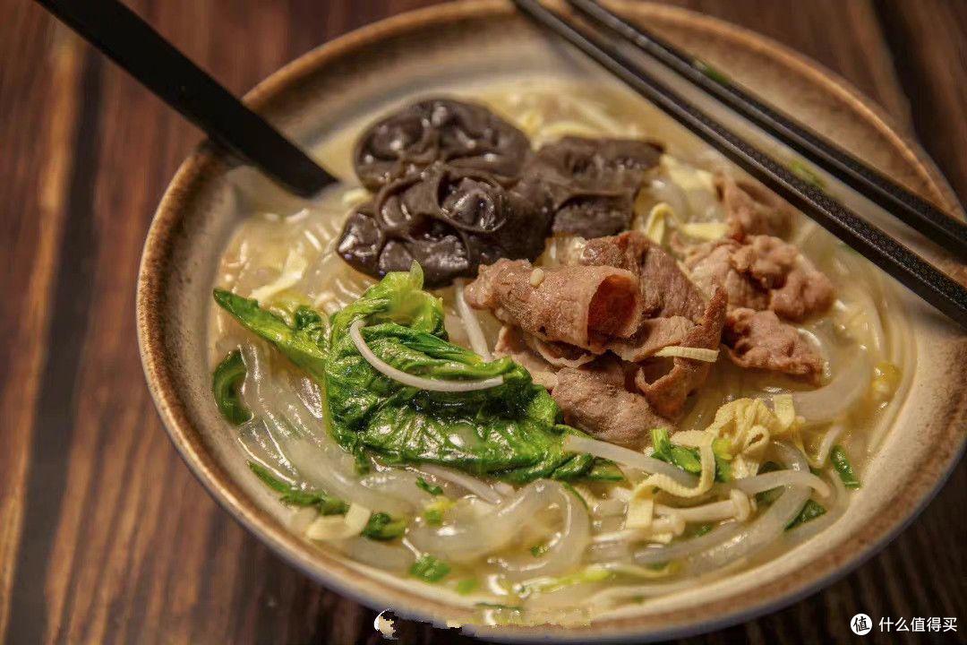中国伙食最好的大学在哪?这家老牌985有资格,校友:天天下馆子