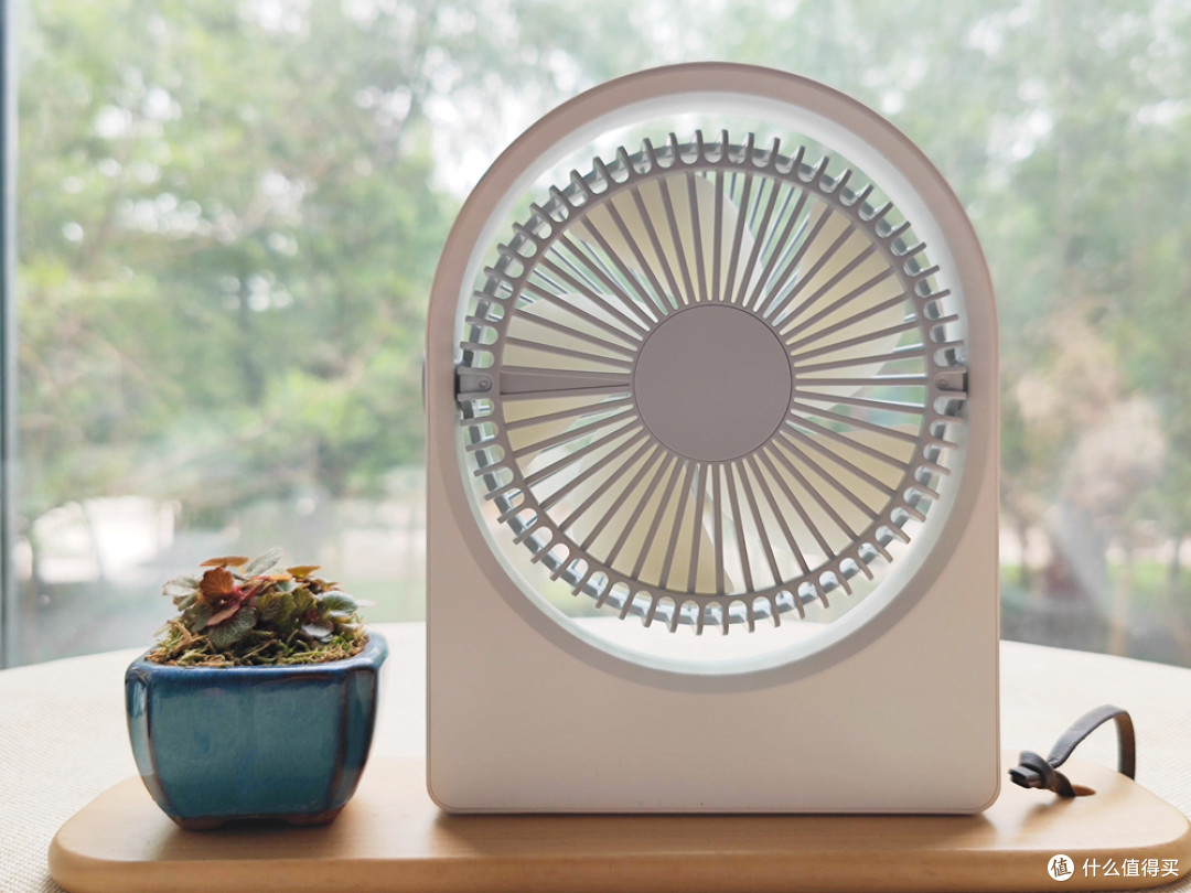 迷你便携立式小风扇,桌面上只宠你一人