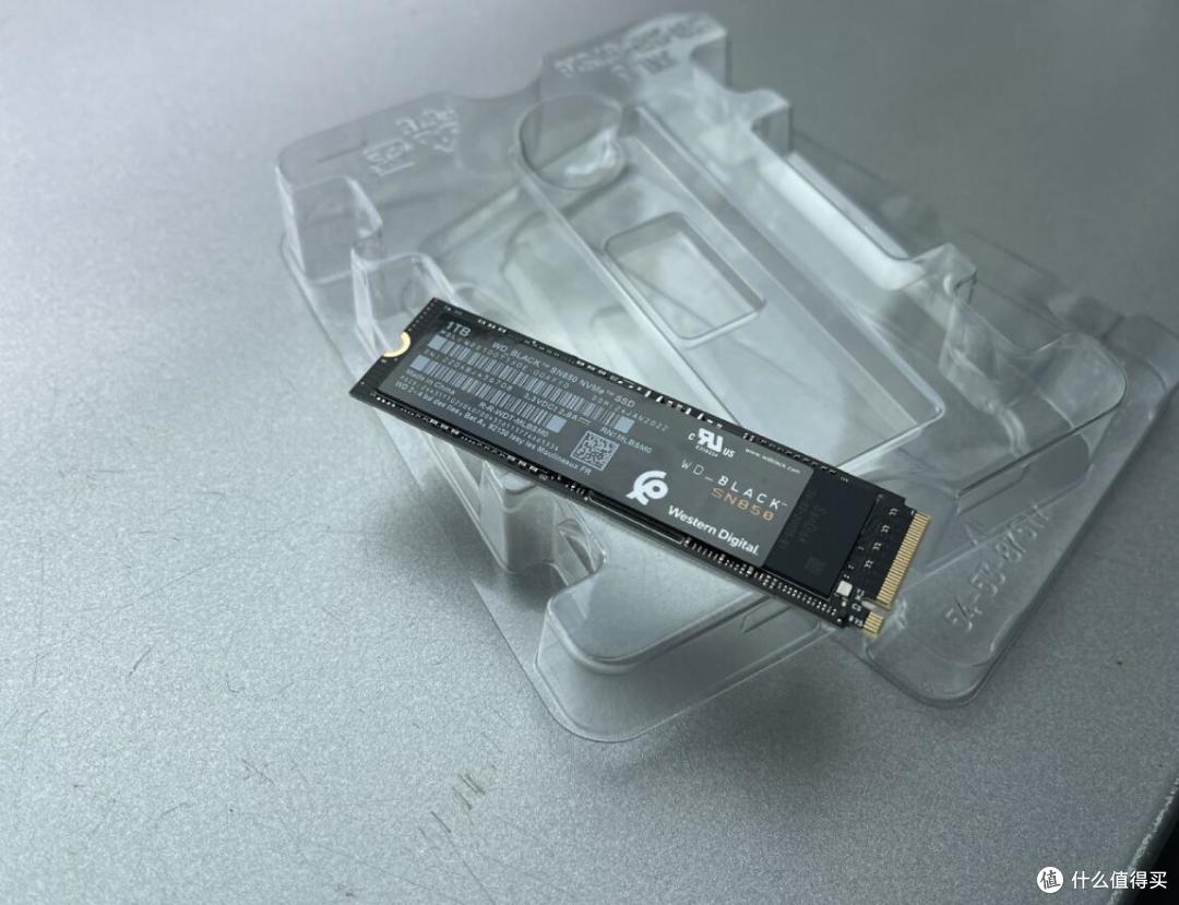 夏日海景房-冰堡垒LS720WH配联力O11D的白色主体装机