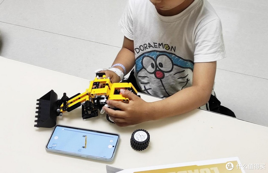 机械传动结构还原，让孩子爱上拼搭：爱其科技ONEBOT 迷你工程车