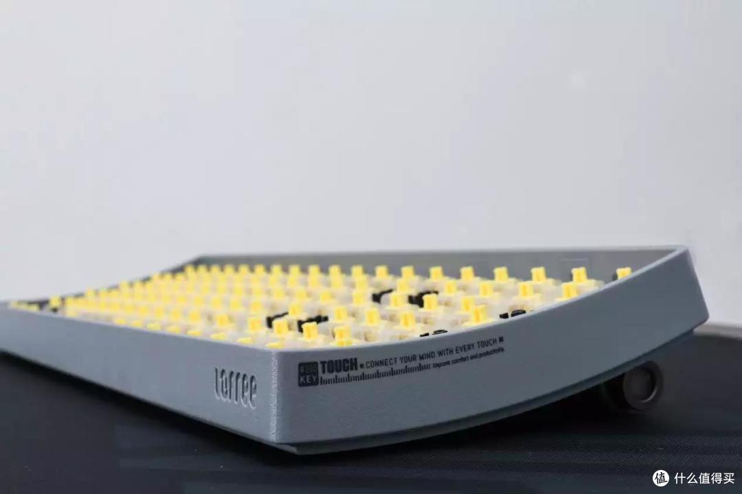 我的键盘我做主!洛斐小翘玩新花样,定制键帽?网友:DIY毫不留情