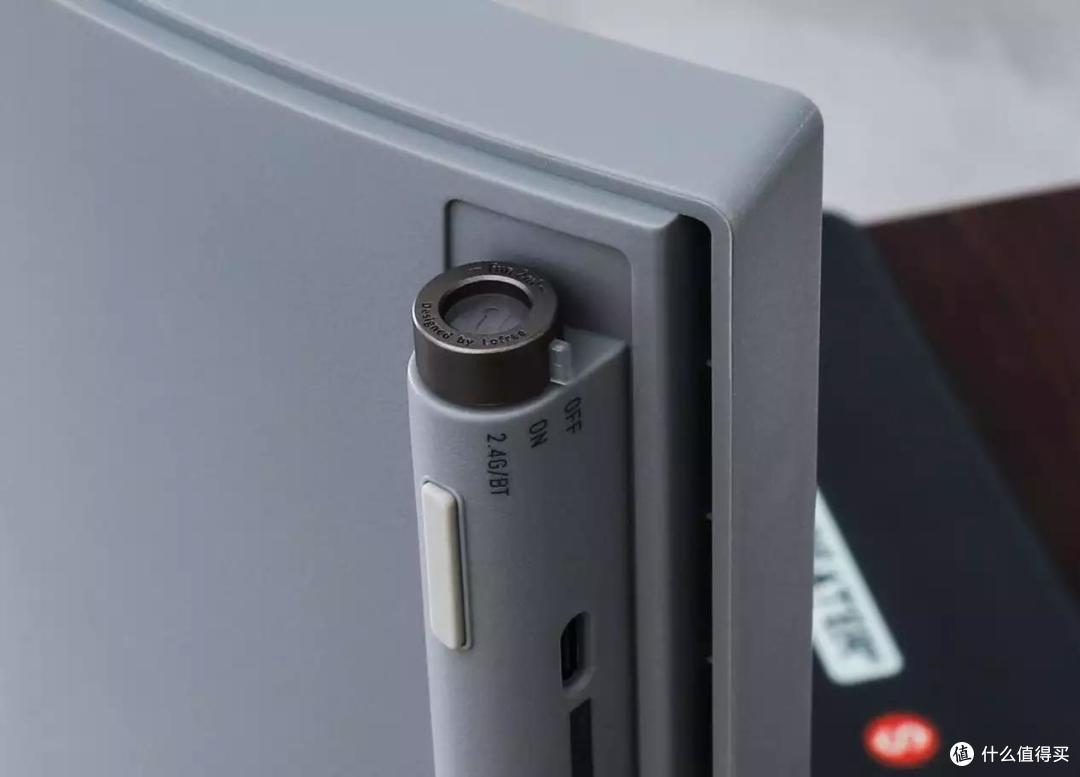 我的键盘我做主!洛斐小翘玩新花样,定制键帽?网友:DIY毫不留情