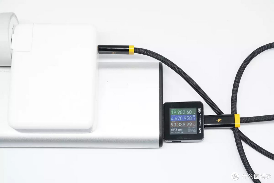 魅族 PANDAER 240W数据线评测:次世代40Gbps传输,超清8K臻彩世界