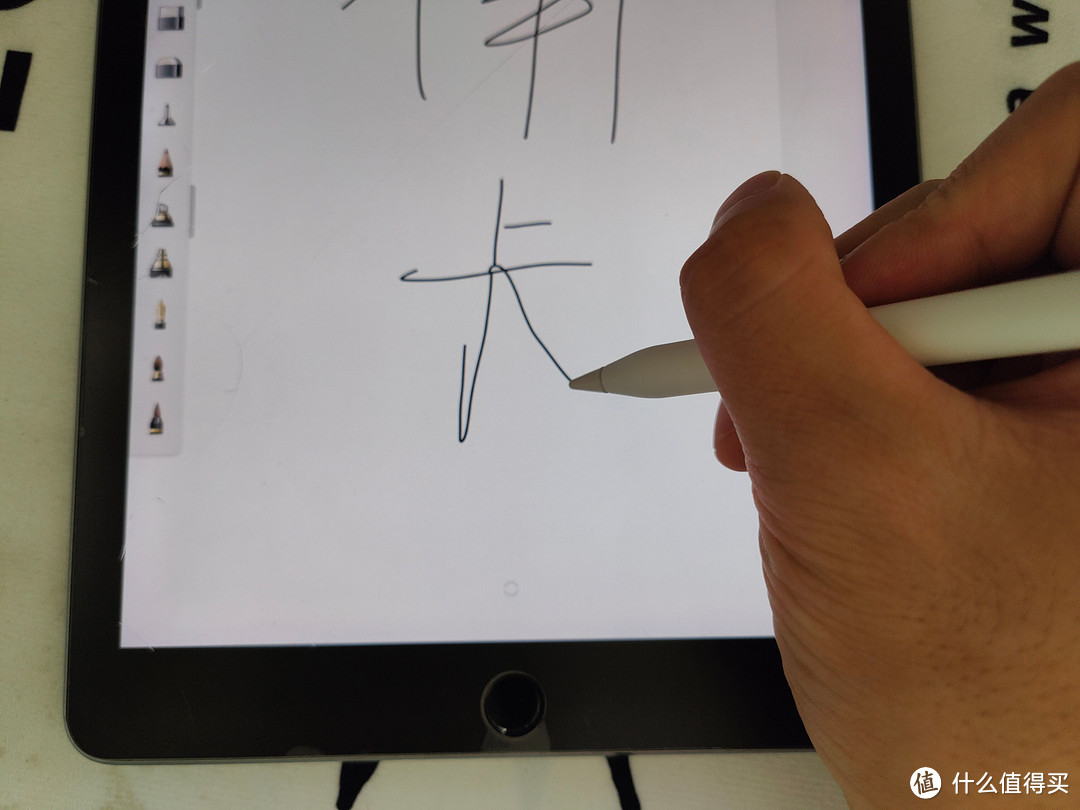 买iPad必须有一个好搭档,南卡 Pencil体验!