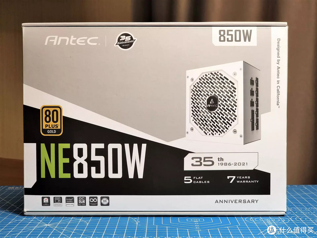 安钛克 （Antec）NE850 白色35周年限量版