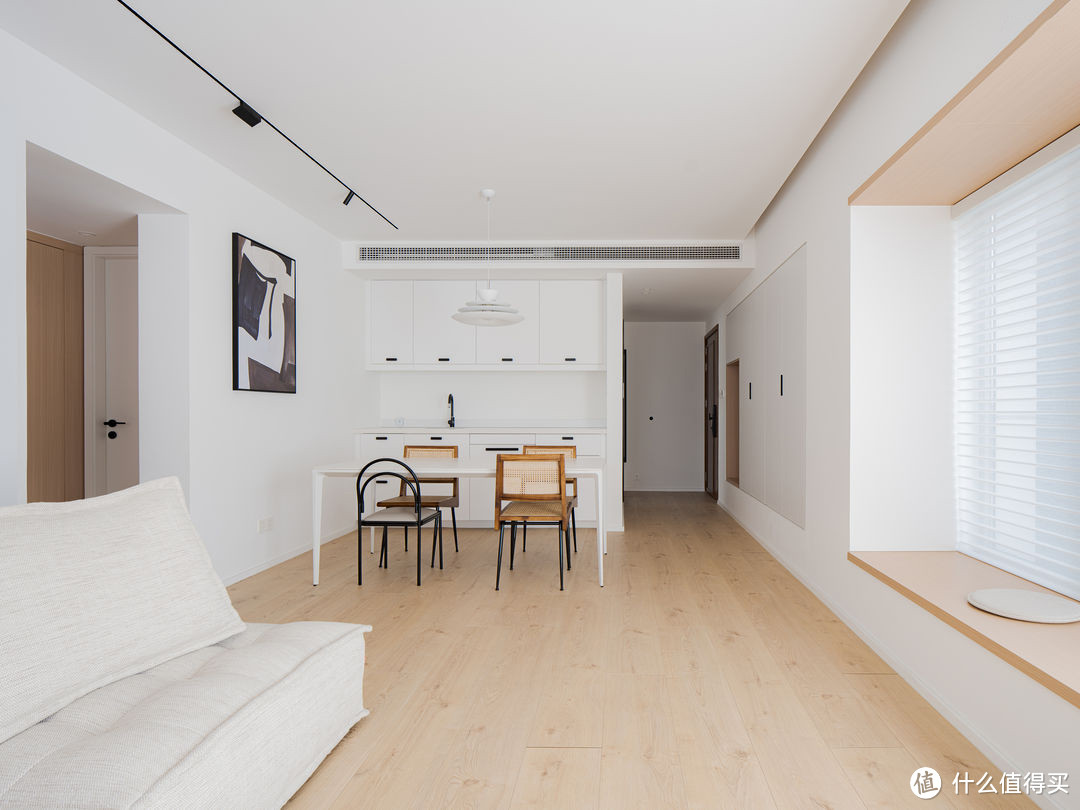 90后姑娘玩转装修“加减法”,预算不超反减,室内还特别舒适温馨