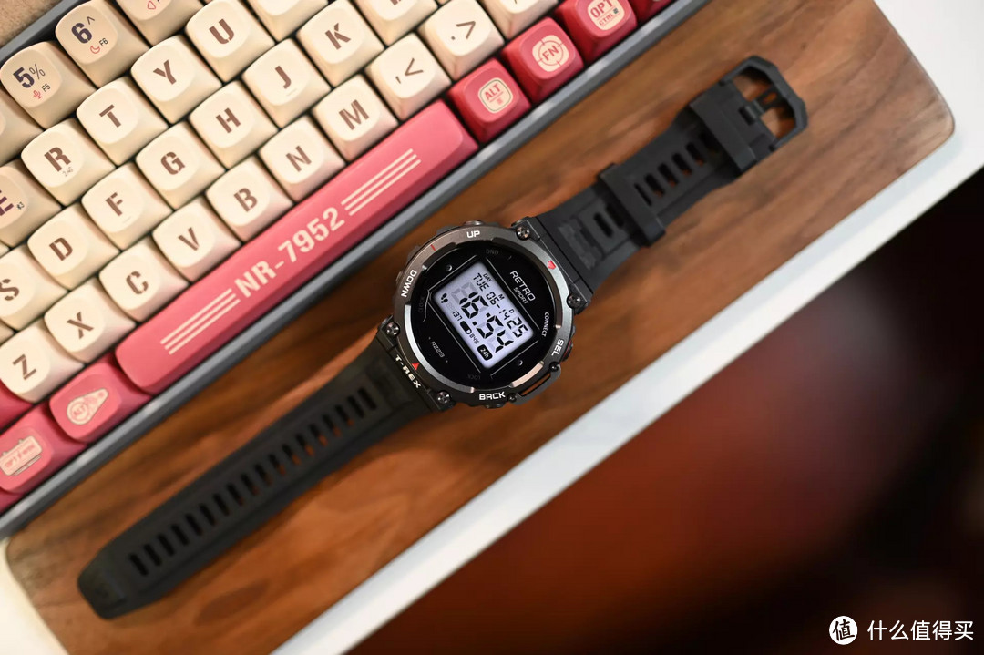 国货超越苹果的三点跃我手表trex2使用评测