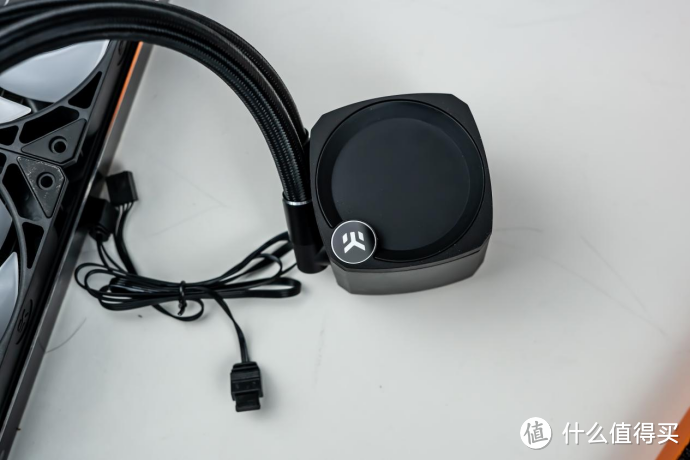 EKWB新旗舰，Nucleus AIO CR360 LUX D-RGB一体水冷开箱简测