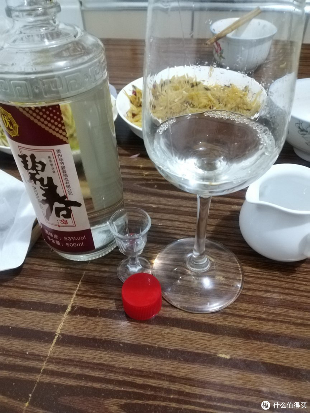 别只会喝高价酒了，现在流行喝这5款白酒，好喝不贵，全是纯酿