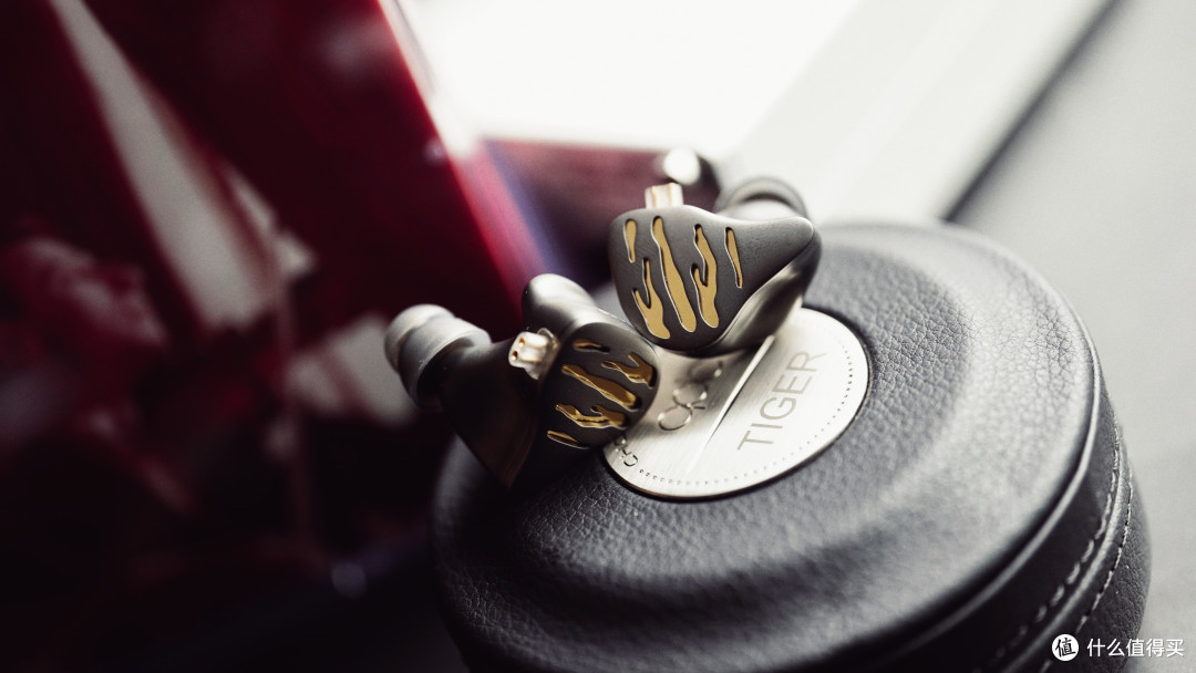万元HIFI耳机怎么选?2022最值得入手顶级耳机+蓝牙适配器评测