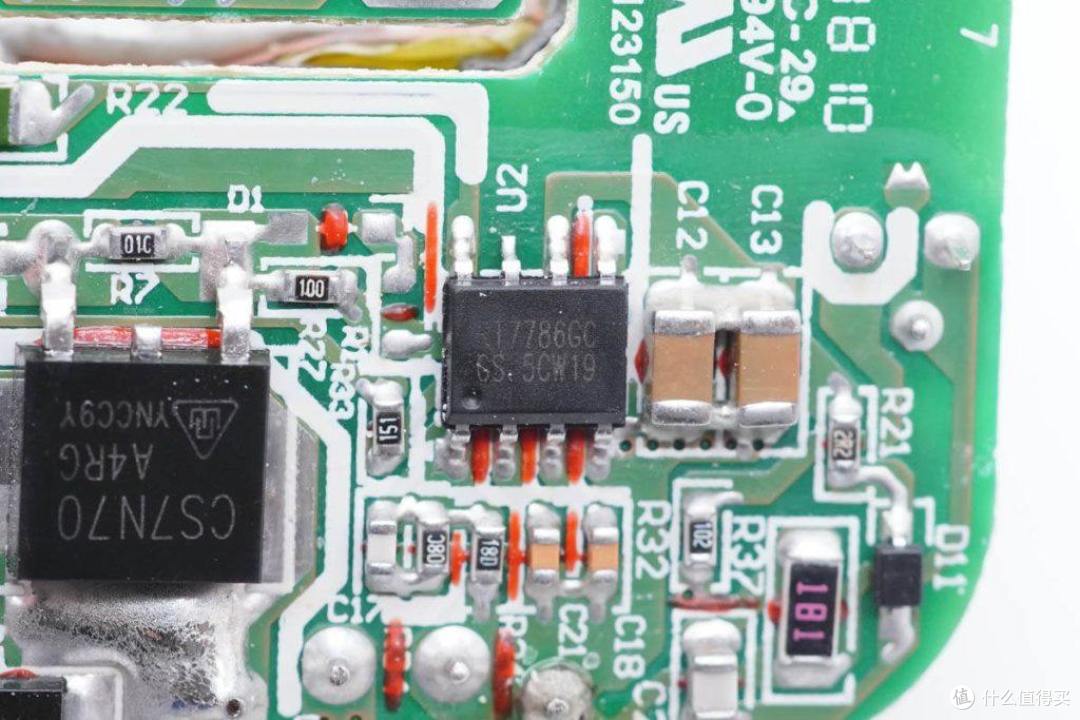 拆解报告:eero 24W PD快充充电器C010001