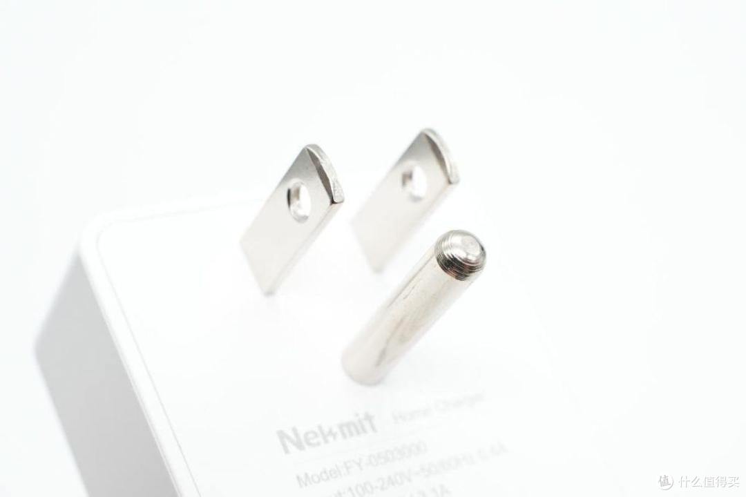 拆解报告：Nekmit 16W双口充电器FY-0503000
