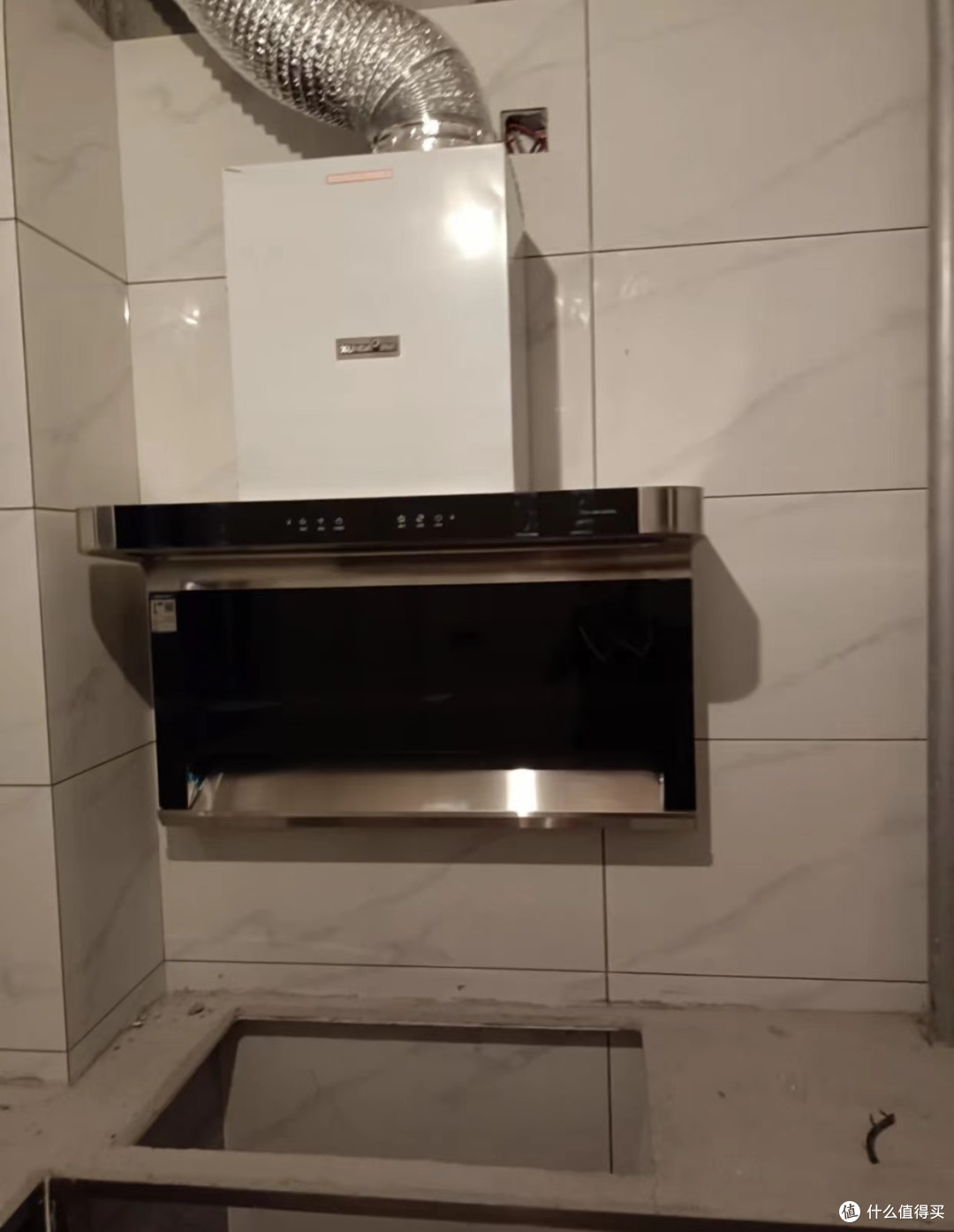 油烟机到底该怎么买？顶吸好还是侧吸好？这次给你说透，建议收藏