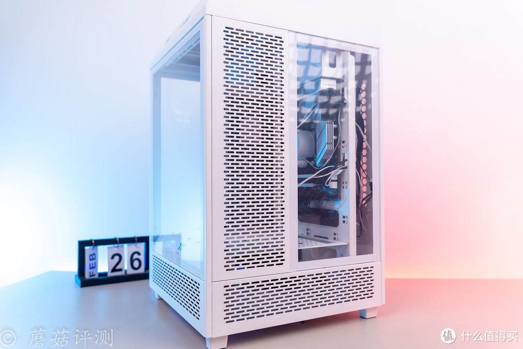三面侧透,打造桌面“全景房”、Tt(Thermaltake)透视The Tower 500白色国际版机箱 评测