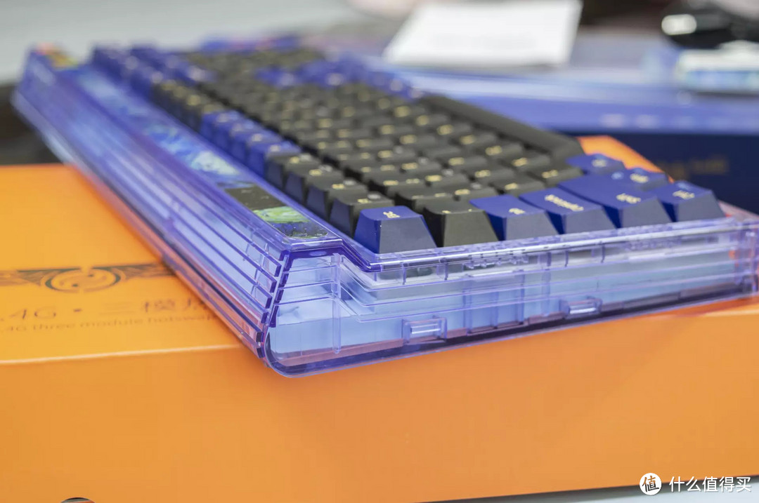 售价679:新贵GM980三模热插拔机械键盘开箱