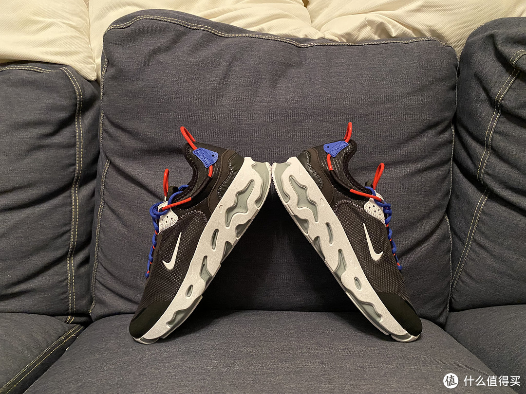 Nike React Live是双好穿的休闲鞋