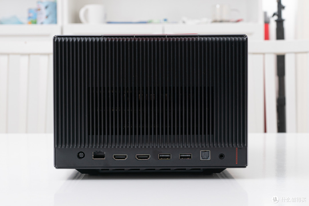 4K投影仪怎么选？灯泡还是LED，对比实测告诉你答案，优派K701-4k VS 极米 RS Pro2