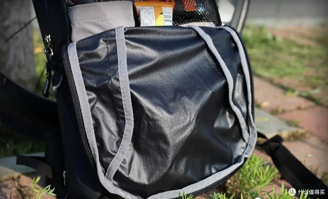 骑行+徒步+通勤=DEUTER RACE EXP AIR骑行背包。