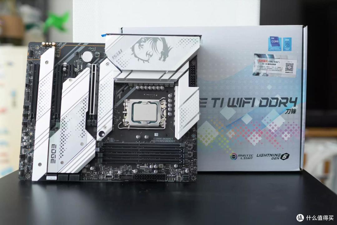 空间合理，设计别致、乔思伯VR4机箱 装机评测