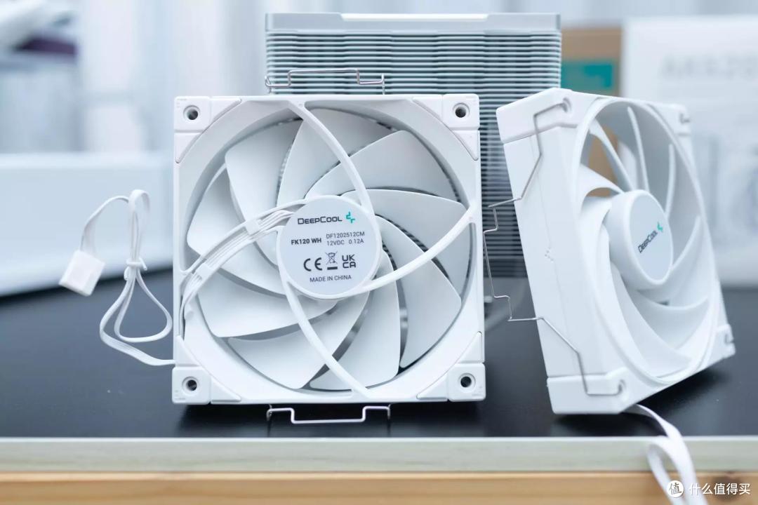 空间合理，设计别致、乔思伯VR4机箱 装机评测