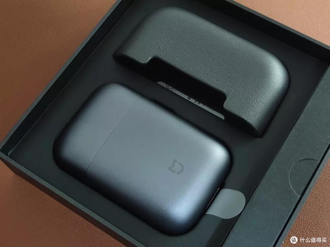 精巧金属机身、强劲性能：米家S600电动剃须刀体验