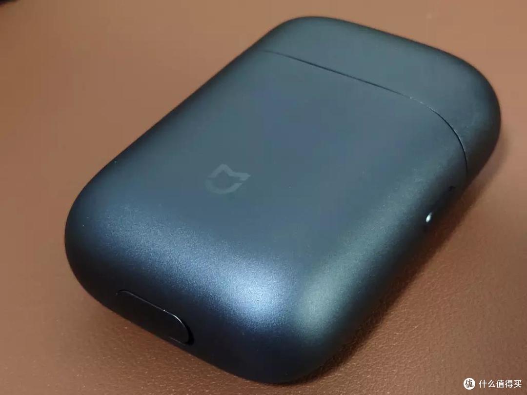 精巧金属机身、强劲性能：米家S600电动剃须刀体验