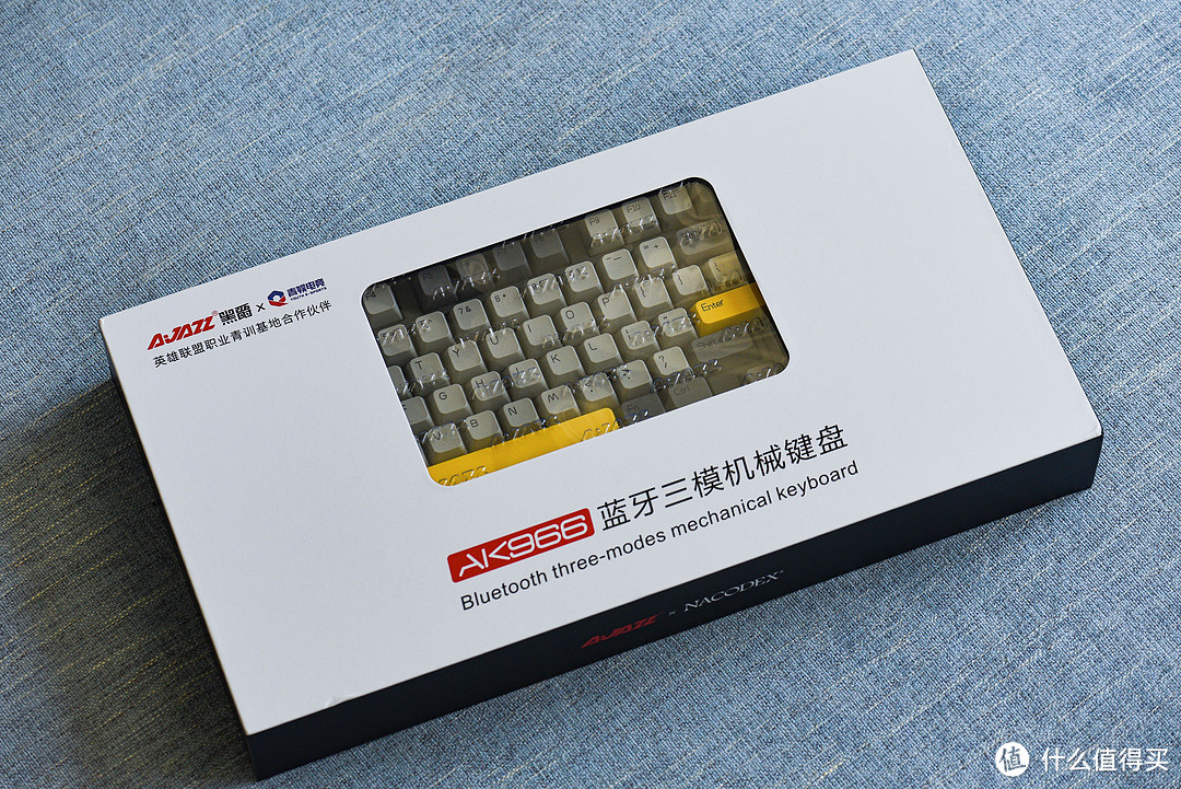 颜值和性能兼得——黑爵AK966三模无线客制化键盘体验