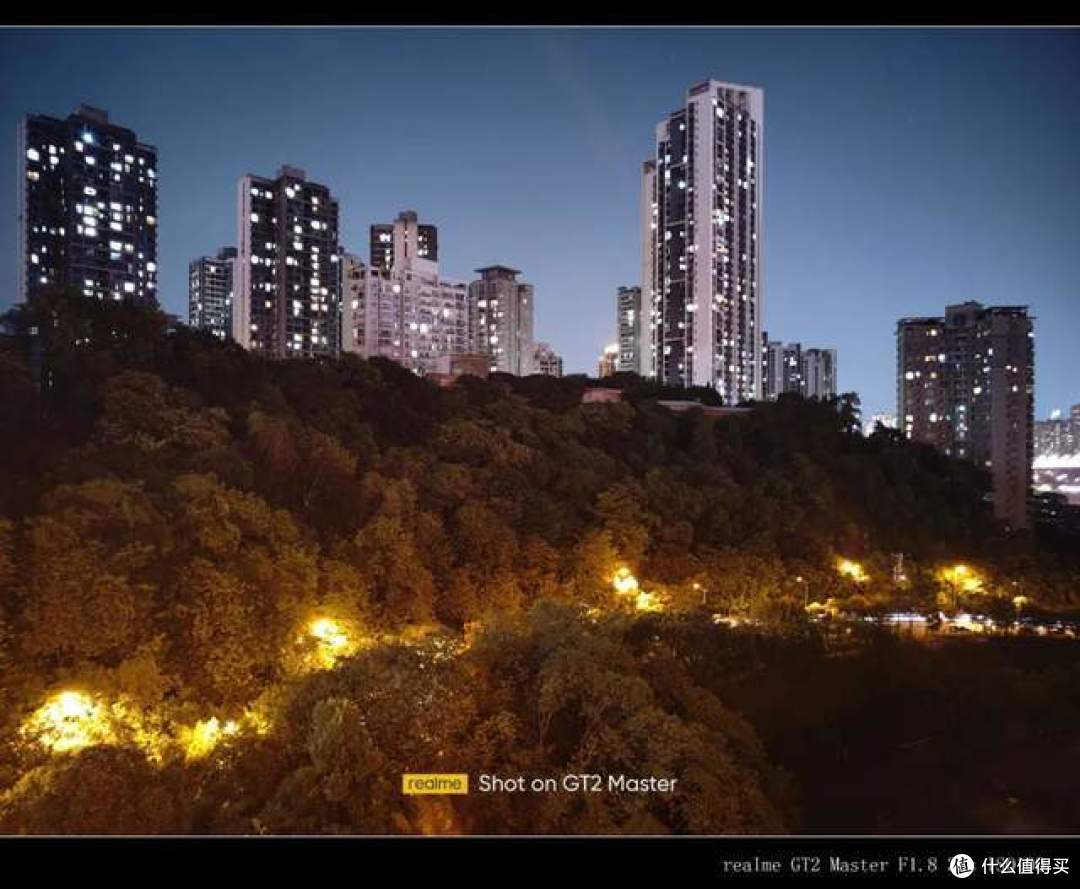 realme真我GT2大师探索版测评:2倍超清变焦,新增夜景直出