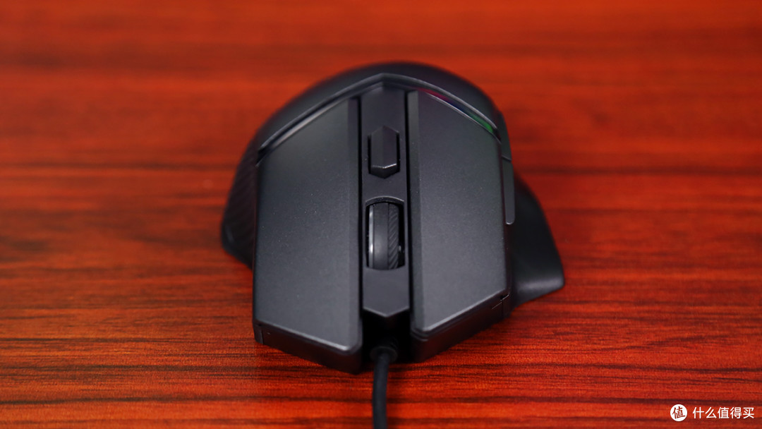 微星CLUTCH GM20 ELITE游戏鼠标评测:性能升级,手感出众